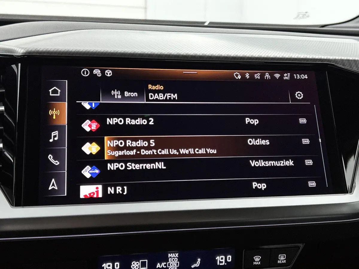 45 quattro Edition 82 kWh | Automaat | Navigatie | Leder | 360 Camera | Stoelverwarming | Elektrische stoelen | LED | Lichtmetalen velgen |