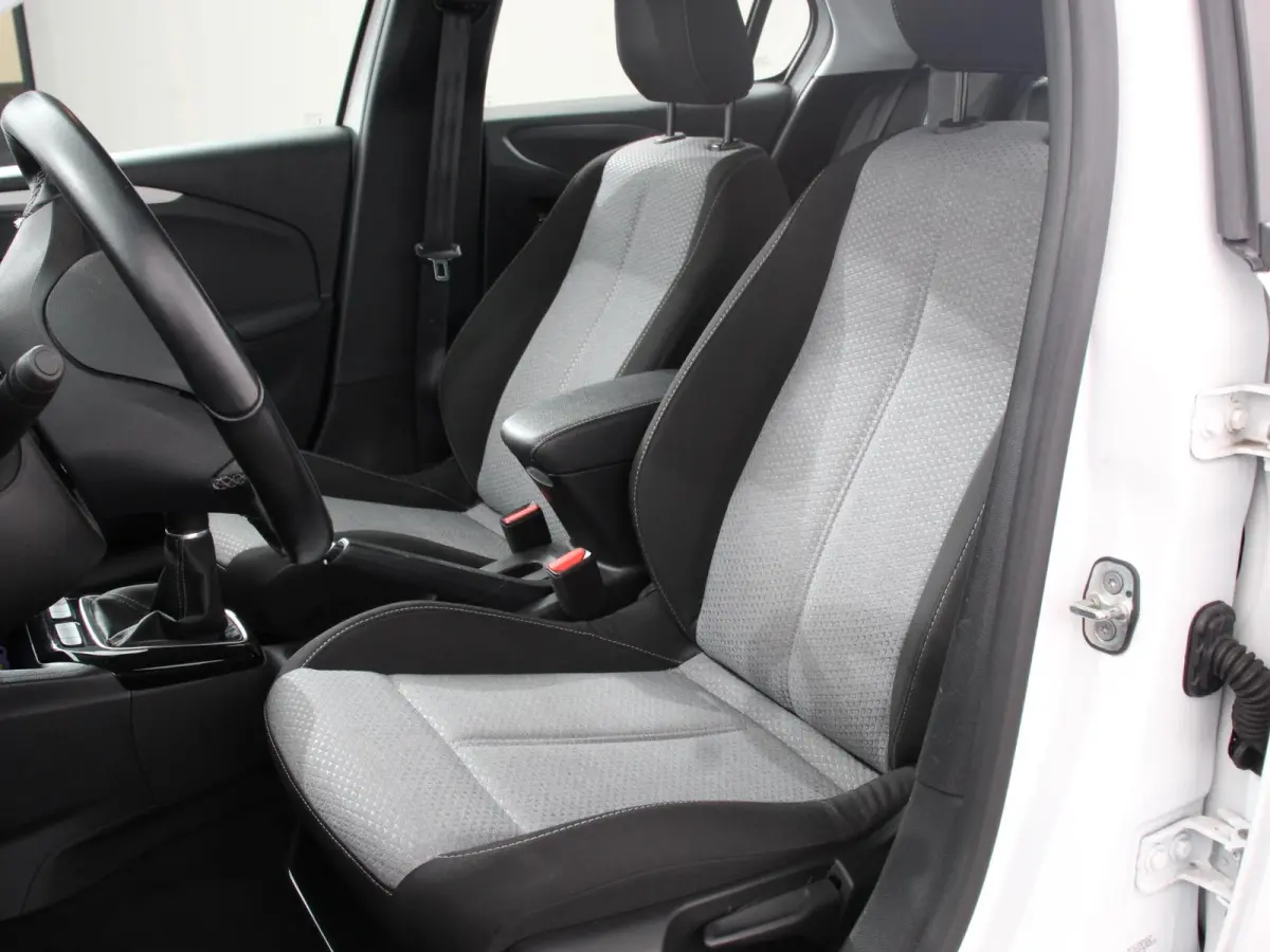 1.2 Turbo Elegance Airco Cruise control Verwarmde voorstoelen Stuurverwarming Lane assist Parkeersensoren achter
