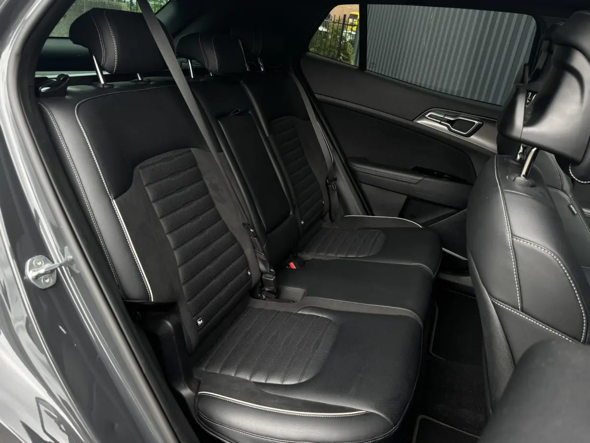 1.6 T-GDi 265 pk Plug-in Hybrid PHEV AWD GT-PlusLine Panoramadak