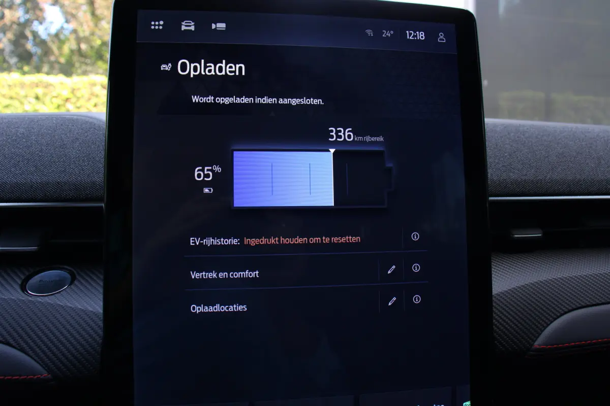 Extended Premium AWD 91 kWh | DIRECT RIJDEN! | 4 JR GARANTIE! | 360° CAMERA | ADAPTIVE CRUISE | WINTERPACK | DODE HOEK | LED | LEDER | PARK SENS V+A | DEALER OH! | B&O