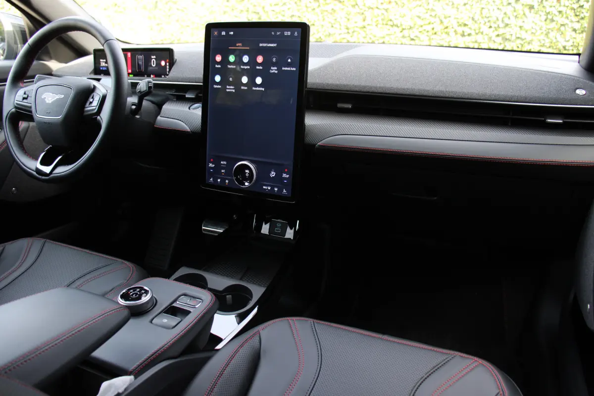 Extended Premium AWD 91 kWh | DIRECT RIJDEN! | 4 JR GARANTIE! | 360° CAMERA | ADAPTIVE CRUISE | WINTERPACK | DODE HOEK | LED | LEDER | PARK SENS V+A | DEALER OH! | B&O