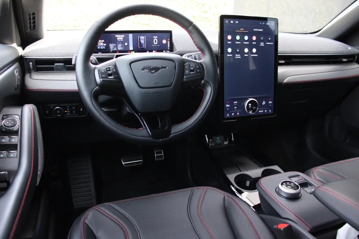 Extended Premium AWD 91 kWh | DIRECT RIJDEN! | 4 JR GARANTIE! | 360° CAMERA | ADAPTIVE CRUISE | WINTERPACK | DODE HOEK | LED | LEDER | PARK SENS V+A | DEALER OH! | B&O