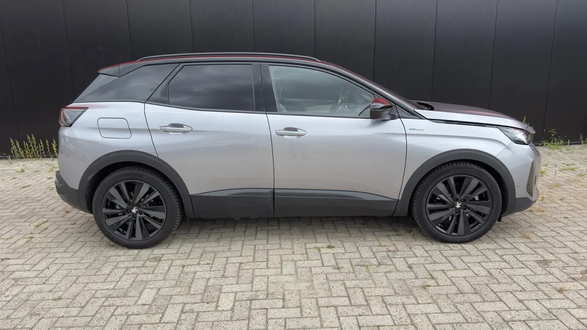 GT | Plug-In Hybride | GT-uitvoering | 360° Parkeercamera | FOCAL Audiosysteem | Stoelverwarming Voor | Stoelmassage Voor | Adaptieve Cruise Control | Climate Control | | Achteruitrijcamera