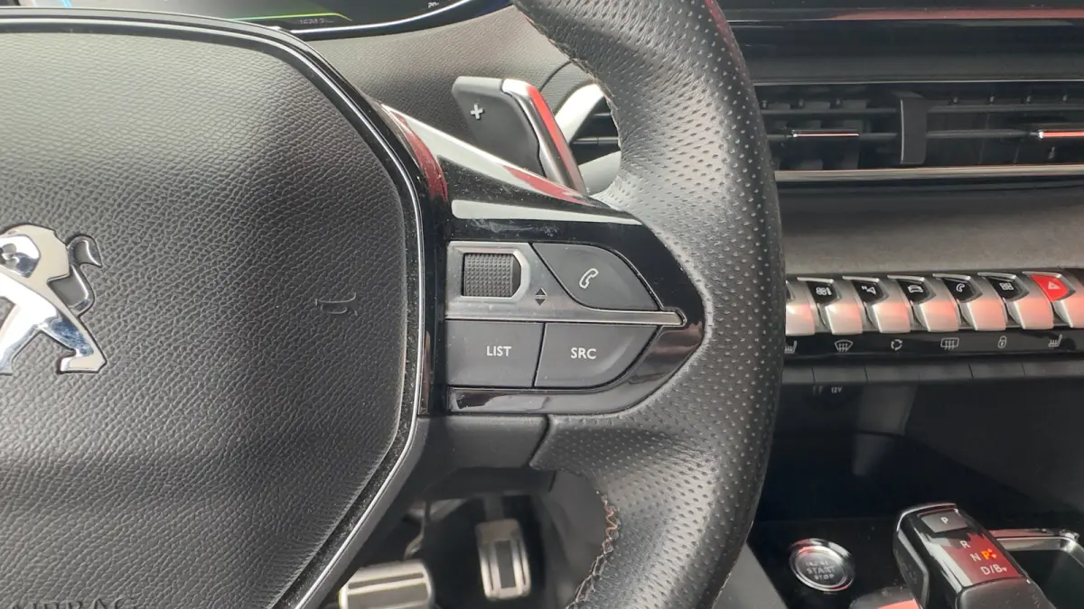 GT | Plug-In Hybride | GT-uitvoering | 360° Parkeercamera | FOCAL Audiosysteem | Stoelverwarming Voor | Stoelmassage Voor | Adaptieve Cruise Control | Climate Control | | Achteruitrijcamera