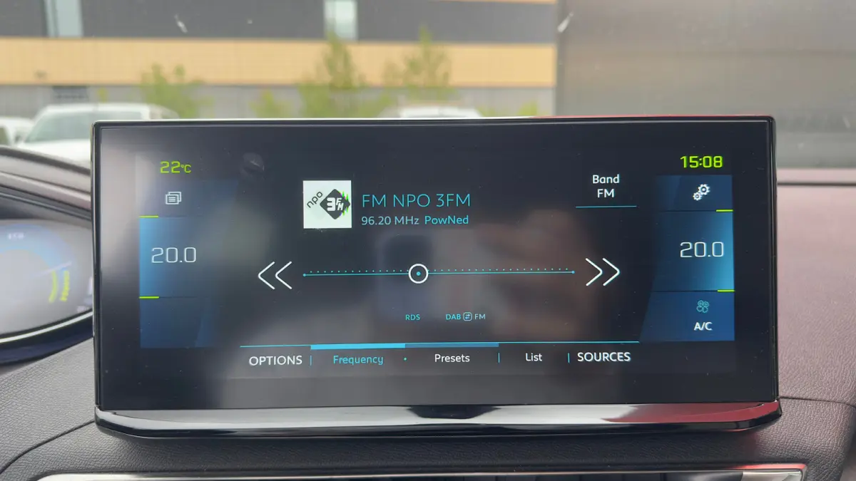 GT | Plug-In Hybride | GT-uitvoering | 360° Parkeercamera | FOCAL Audiosysteem | Stoelverwarming Voor | Stoelmassage Voor | Adaptieve Cruise Control | Climate Control | | Achteruitrijcamera