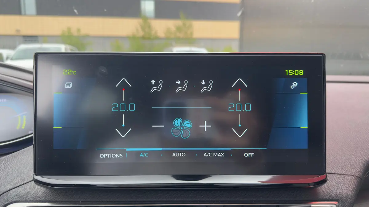GT | Plug-In Hybride | GT-uitvoering | 360° Parkeercamera | FOCAL Audiosysteem | Stoelverwarming Voor | Stoelmassage Voor | Adaptieve Cruise Control | Climate Control | | Achteruitrijcamera