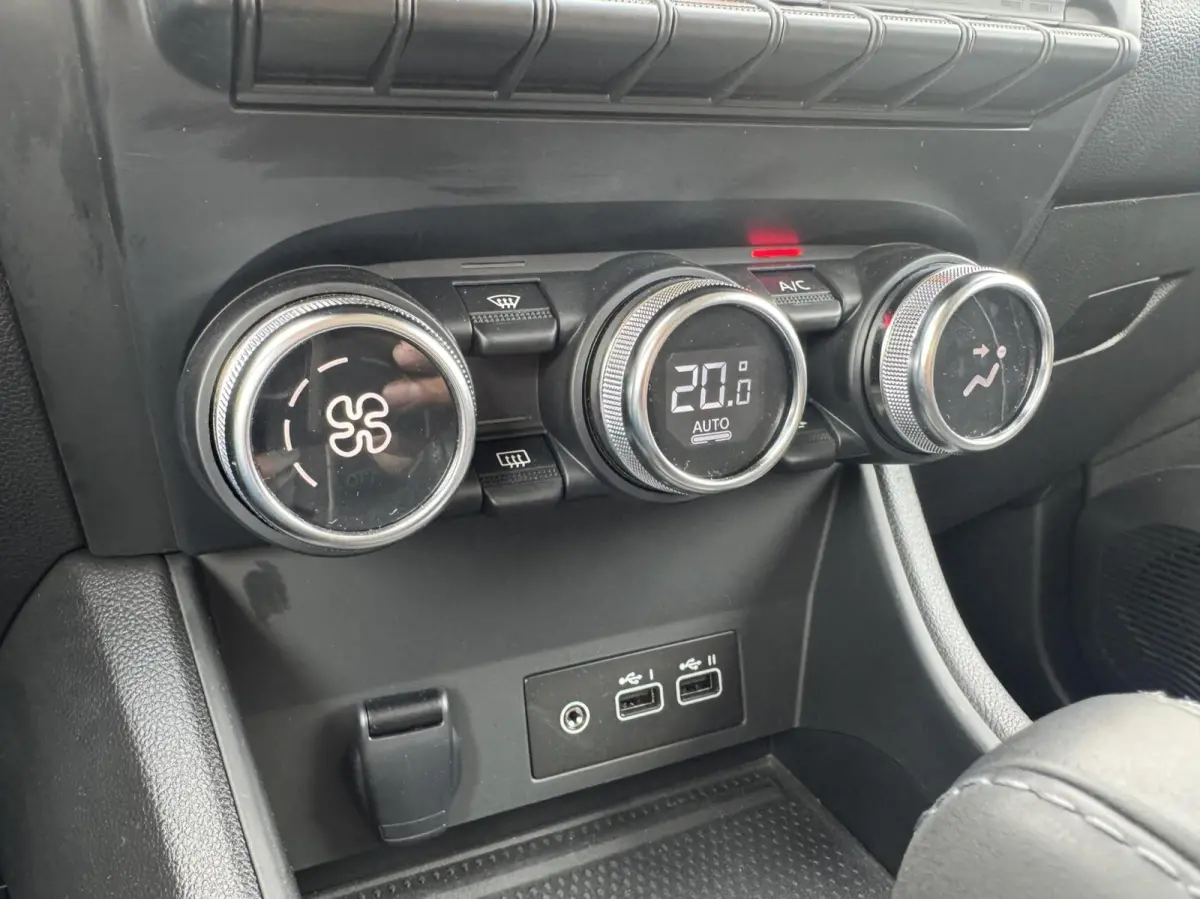 1.6 HEV AT First Edition|NL-Auto|Navi|LED