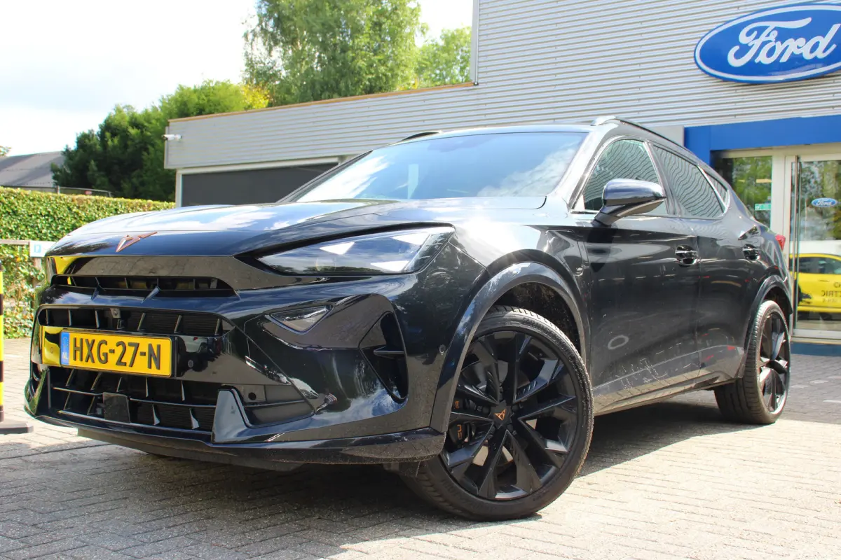 VZ Performance | NL-AUTO! | 1E EIGENAAR! | 360° CAMERA | STOEL + STUURVERWARMING | ELEKTR. STOEL INCL. MEMORY | ADAPTIVE CRUISE | LANE ASSIST | LED | DEALER OH!