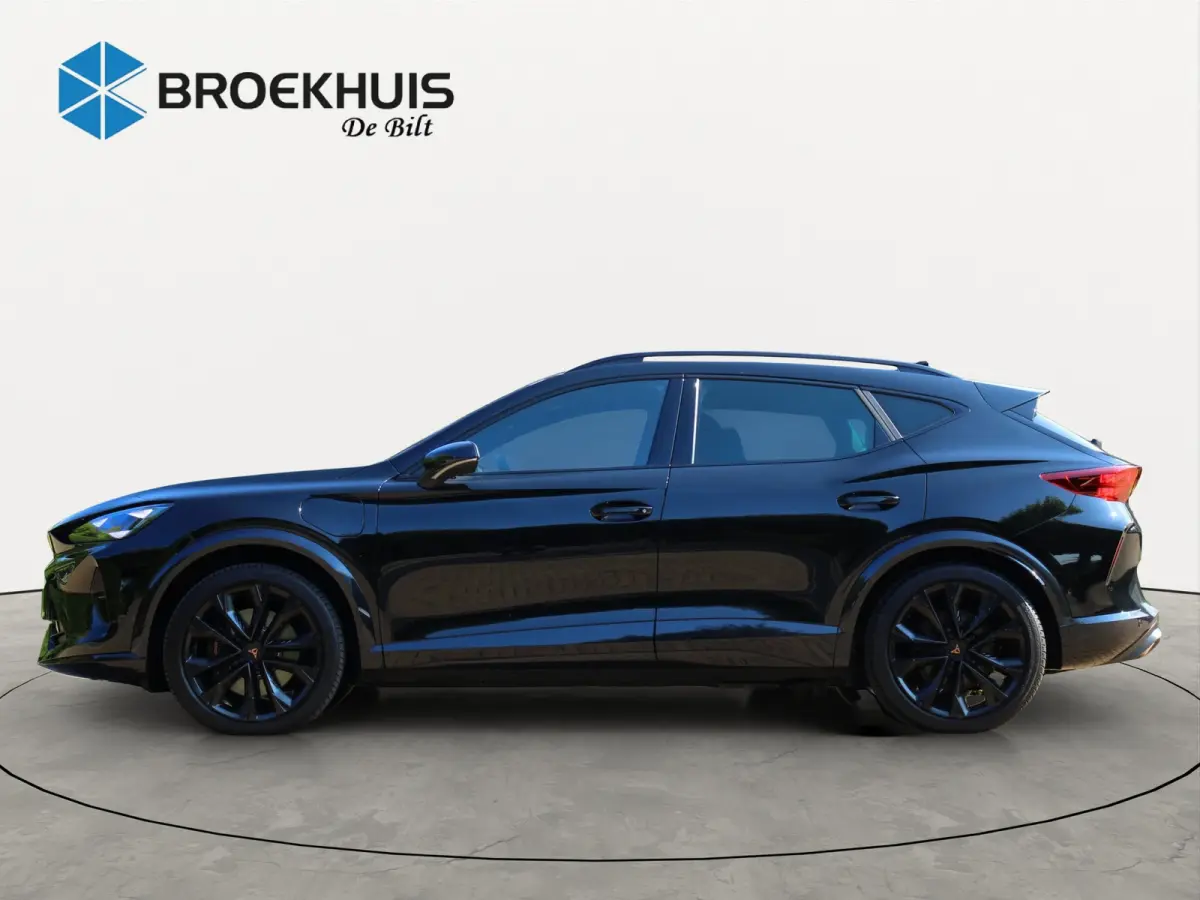 VZ Performance | NL-AUTO! | 1E EIGENAAR! | 360° CAMERA | STOEL + STUURVERWARMING | ELEKTR. STOEL INCL. MEMORY | ADAPTIVE CRUISE | LANE ASSIST | LED | DEALER OH!