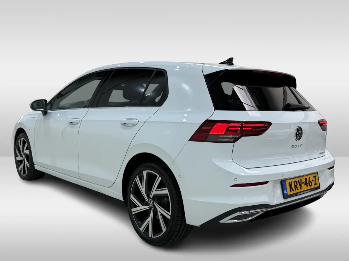 1.4 eHybrid 204pk Style | Acc | Camera