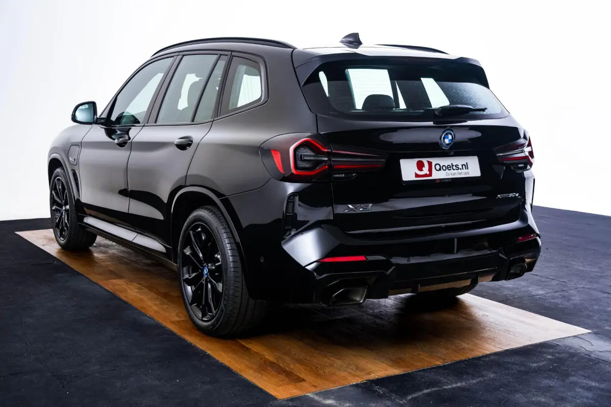 xDrive30e M Sport - Trekhaak - Ambiance verlichting - Parking Assistant - Hifi - Live Cockpit Professional - Sportstoelen -