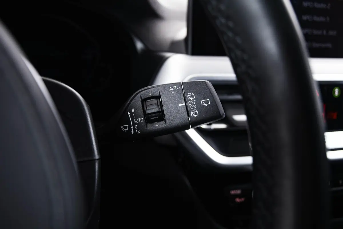 xDrive30e M Sport - Trekhaak - Ambiance verlichting - Parking Assistant - Hifi - Live Cockpit Professional - Sportstoelen -