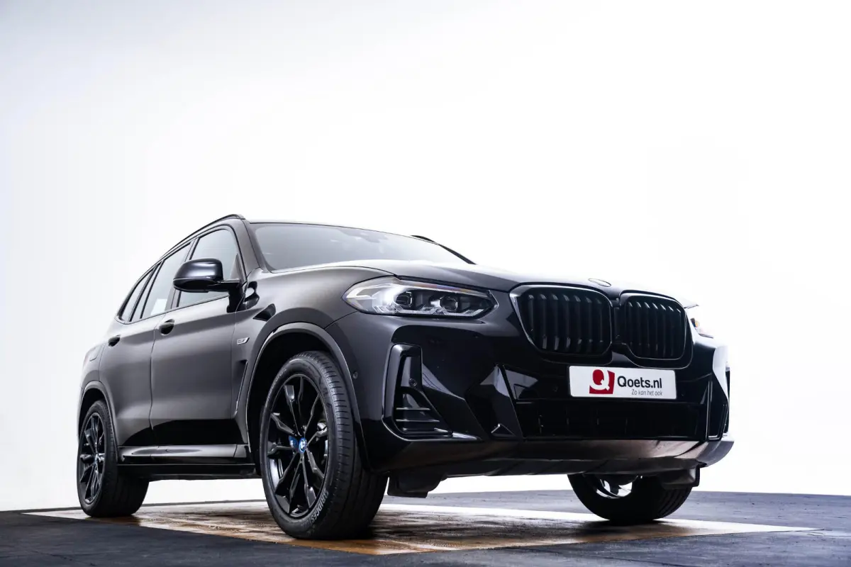 xDrive30e M Sport - Trekhaak - Ambiance verlichting - Parking Assistant - Hifi - Live Cockpit Professional - Sportstoelen -