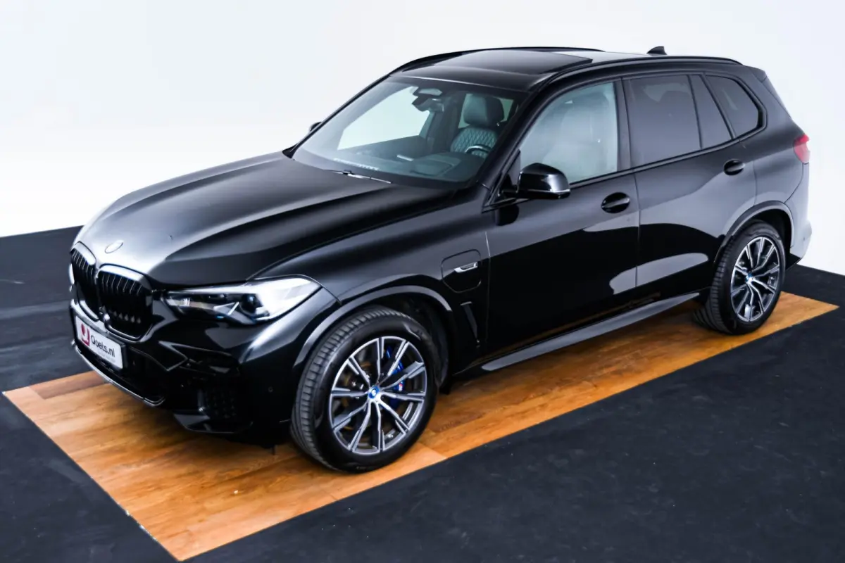 xDrive45e High Executive M Sport - Panoramadak - Driving Assistant Professional - Comfortstoelen - Head up - Warmte Comfort Pack - Stoelventilatie - Soft Close - Parking Assistant Plus - Hif