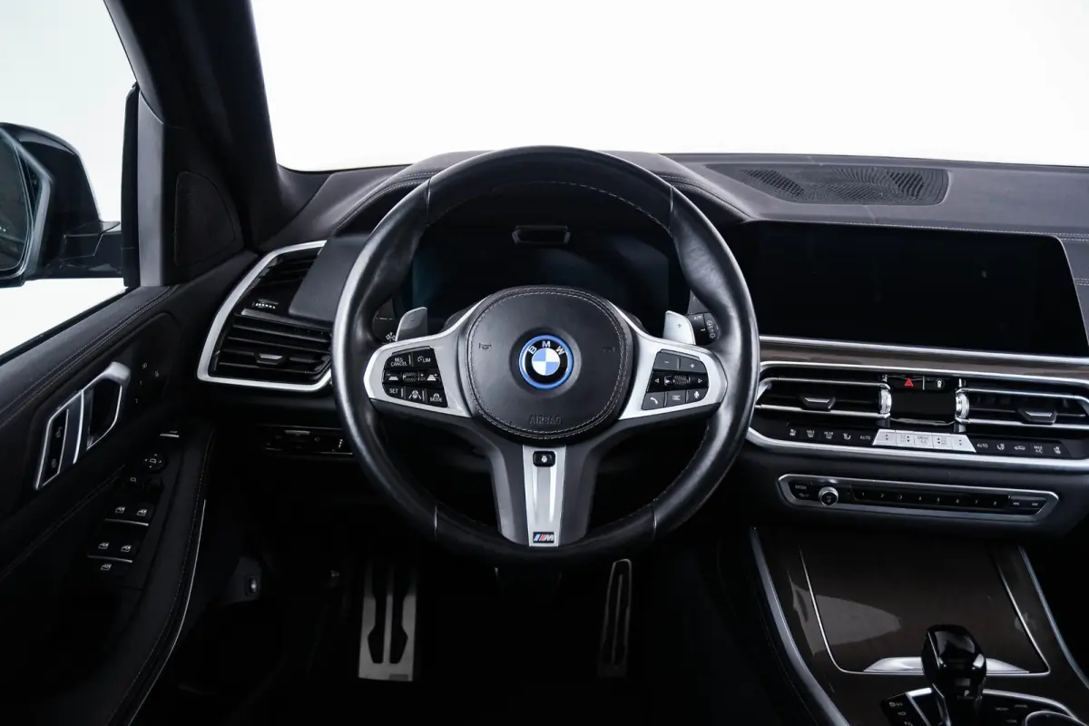 xDrive45e High Executive M Sport - Panoramadak - Driving Assistant Professional - Comfortstoelen - Head up - Warmte Comfort Pack - Stoelventilatie - Soft Close - Parking Assistant Plus - Hif