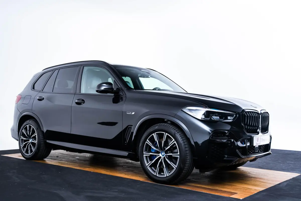 xDrive45e High Executive M Sport - Panoramadak - Driving Assistant Professional - Comfortstoelen - Head up - Warmte Comfort Pack - Stoelventilatie - Soft Close - Parking Assistant Plus - Hif