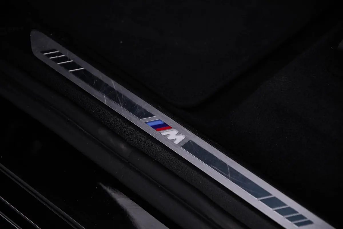 xDrive45e High Executive M Sport - Panoramadak - Driving Assistant Professional - Comfortstoelen - Head up - Warmte Comfort Pack - Stoelventilatie - Soft Close - Parking Assistant Plus - Hif