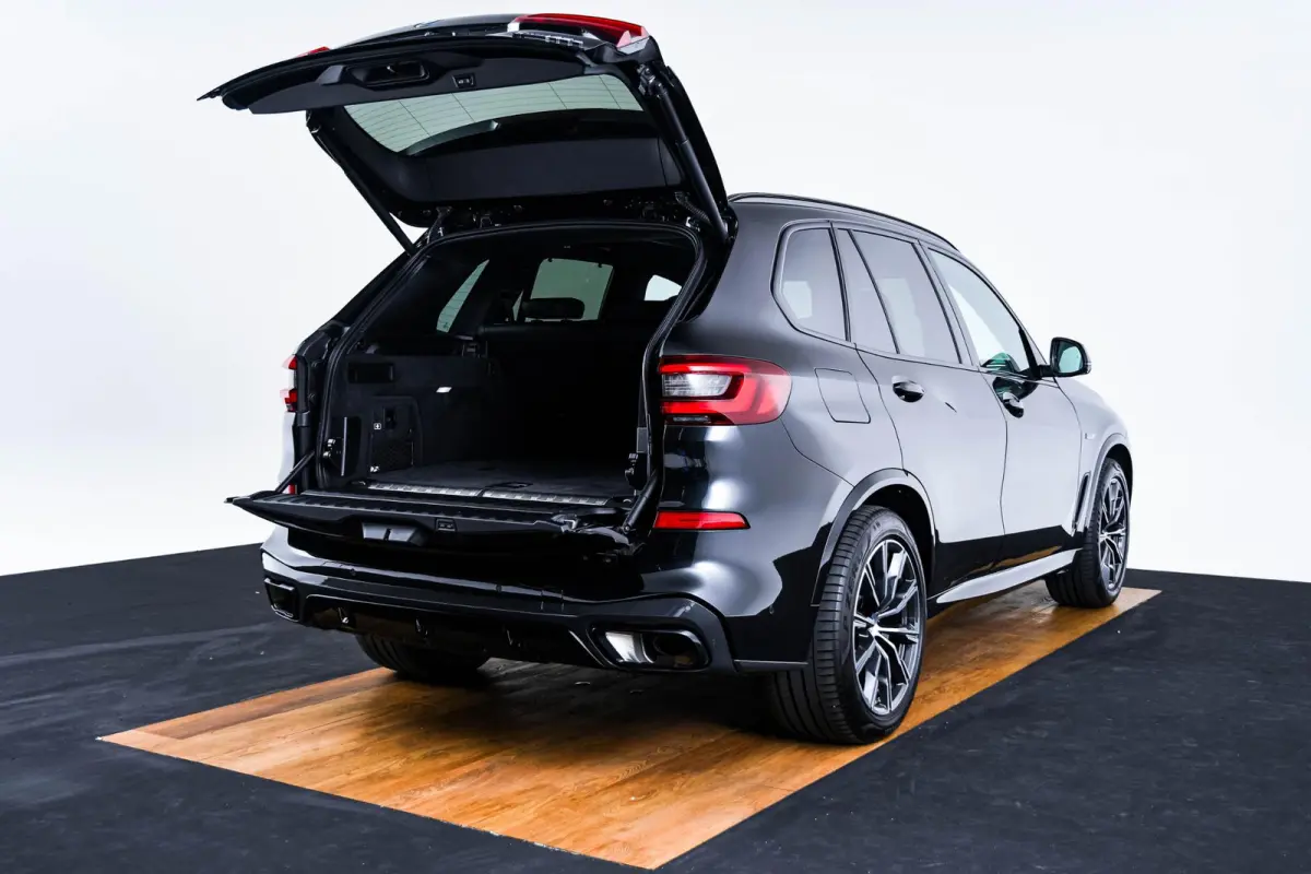 xDrive45e High Executive M Sport - Panoramadak - Driving Assistant Professional - Comfortstoelen - Head up - Warmte Comfort Pack - Stoelventilatie - Soft Close - Parking Assistant Plus - Hif