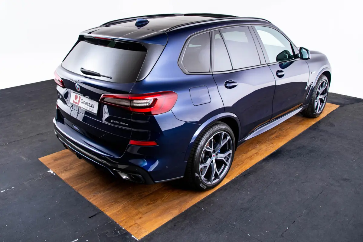 xDrive45e High Executive M Sport - Panoramdak - BMW Laserlight - Driving Assistant Professional - Head up - harman kardon - Stoelventilatie/Massage - Warmte Comfort Pack - Comfortstoelen  -