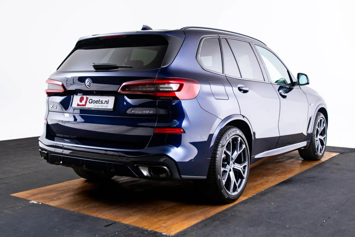 xDrive45e High Executive M Sport - Panoramdak - BMW Laserlight - Driving Assistant Professional - Head up - harman kardon - Stoelventilatie/Massage - Warmte Comfort Pack - Comfortstoelen  -
