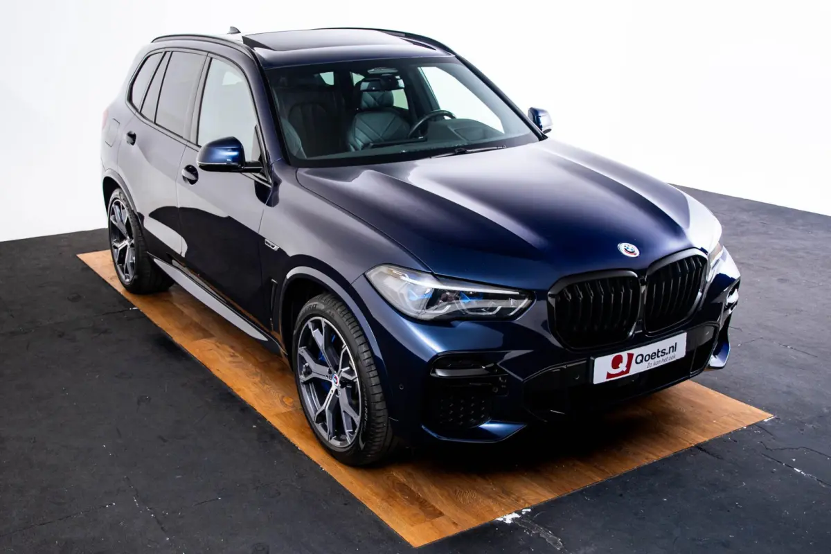 xDrive45e High Executive M Sport - Panoramdak - BMW Laserlight - Driving Assistant Professional - Head up - harman kardon - Stoelventilatie/Massage - Warmte Comfort Pack - Comfortstoelen  -