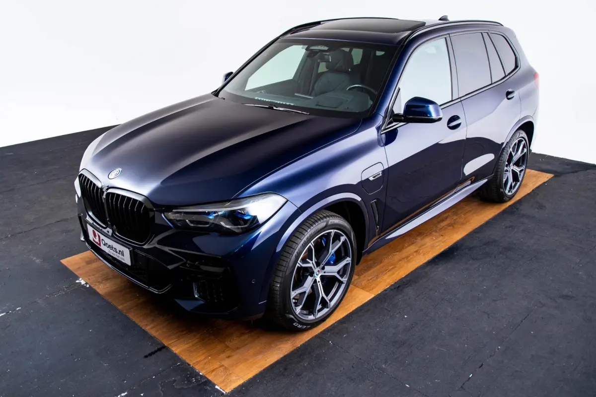 xDrive45e High Executive M Sport - Panoramdak - BMW Laserlight - Driving Assistant Professional - Head up - harman kardon - Stoelventilatie/Massage - Warmte Comfort Pack - Comfortstoelen  -