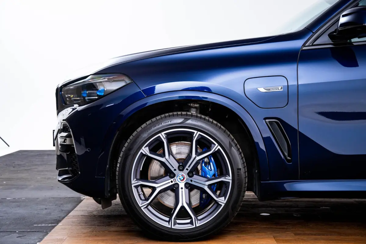 xDrive45e High Executive M Sport - Panoramdak - BMW Laserlight - Driving Assistant Professional - Head up - harman kardon - Stoelventilatie/Massage - Warmte Comfort Pack - Comfortstoelen  -