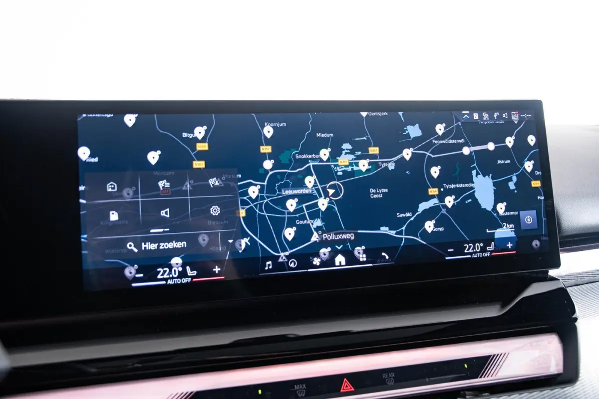 530e M Sport pro - Panoramadak - Driving Assistant Professional - head up - Stoelventilatie - stoelverwarming voor/achter - BMW Iconic Glow - Getinte Ruiten - Comfort Access - Active Guard -