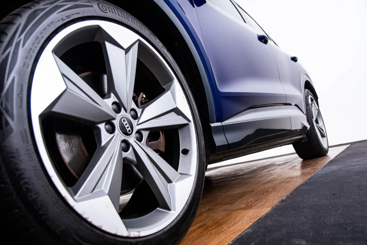 50 quattro Advanced edition 77 kWh Interieurpakket S line - Trekhaak - Comfortpakket plus - MMI navigatie pro - Assistentiepakket plus - Dynamic pakket plus - Veiligheidspakket plus - Sonos 