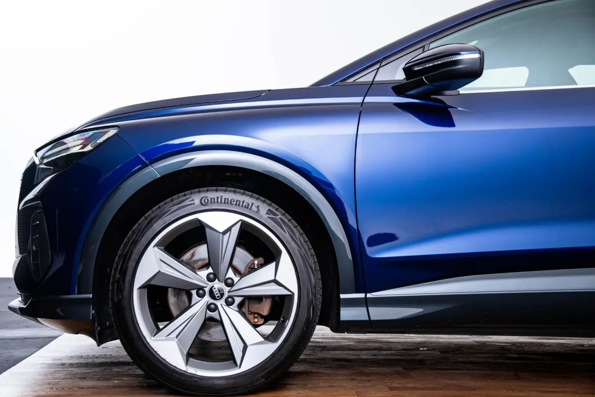 50 quattro Advanced edition 77 kWh Interieurpakket S line - Trekhaak - Comfortpakket plus - MMI navigatie pro - Assistentiepakket plus - Dynamic pakket plus - Veiligheidspakket plus - Sonos 