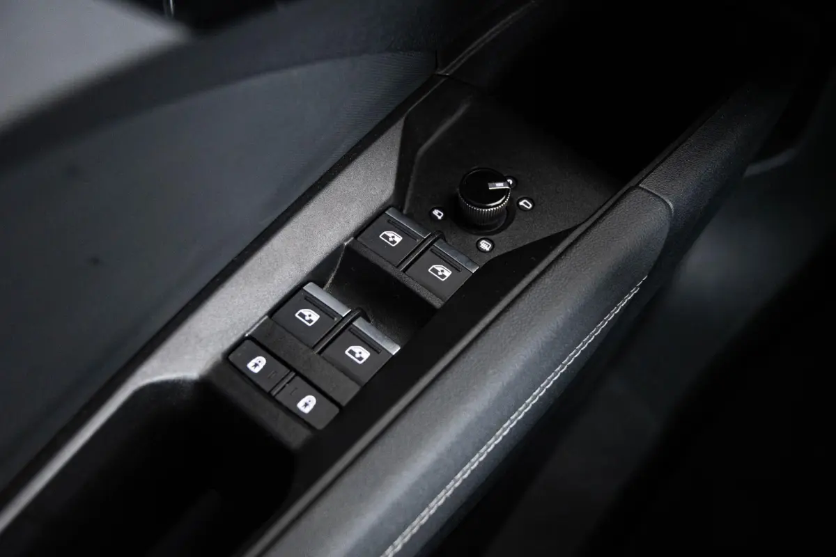 50 quattro Advanced edition 77 kWh Interieurpakket S line - Trekhaak - Comfortpakket plus - MMI navigatie pro - Assistentiepakket plus - Dynamic pakket plus - Veiligheidspakket plus - Sonos 