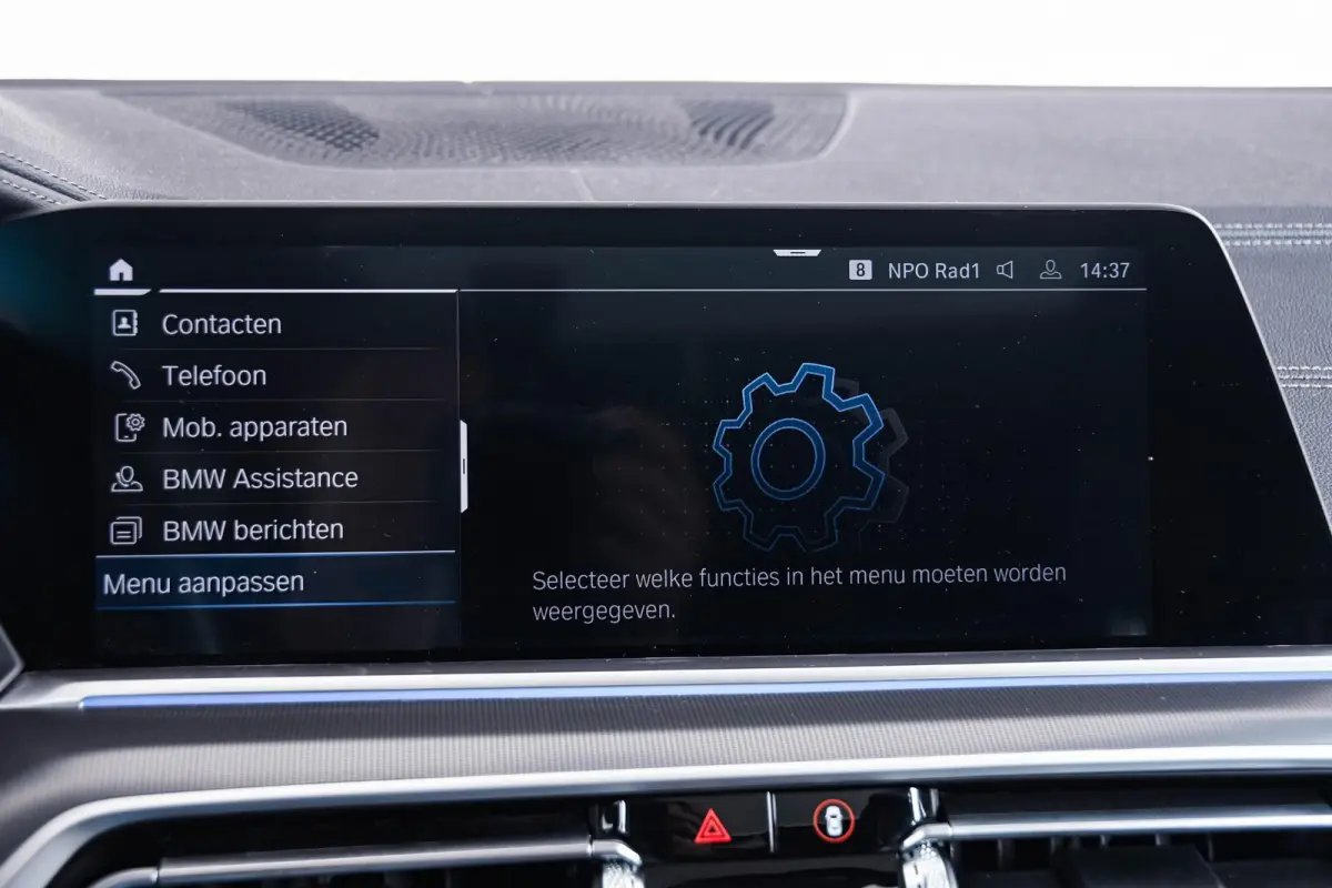 xDrive45e High Executive M-sport - Panoramadak - 21 inch - Comfortstoelen - Comfort Access - Parking Assistant - HiFi System