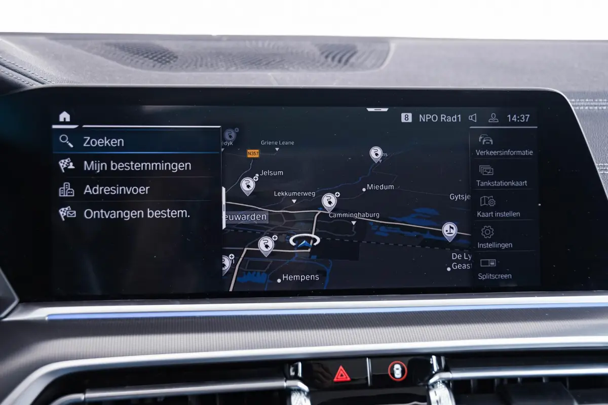 xDrive45e High Executive M-sport - Panoramadak - 21 inch - Comfortstoelen - Comfort Access - Parking Assistant - HiFi System
