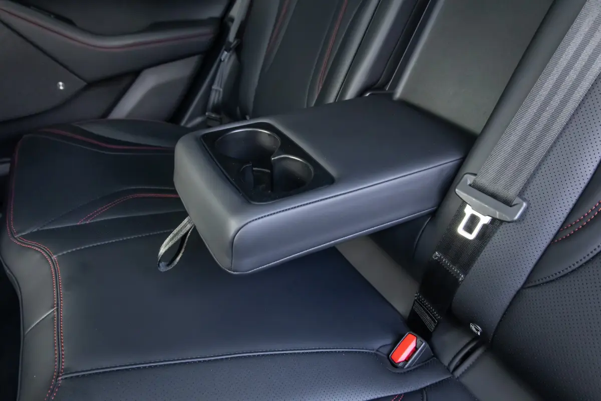 Premium AWD 75 kWh | Panoramdak | B&O Audio | Dodehoek detcetie | Memory-seat | 360 camera | Leder | Adaptieve cruise | LED
