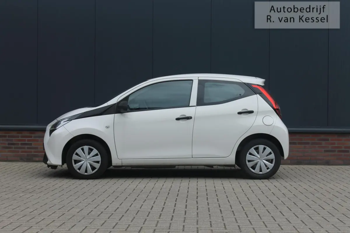 1.0 VVT-i x I 1e Eigenaar I Dealer onderhouden I NL-auto