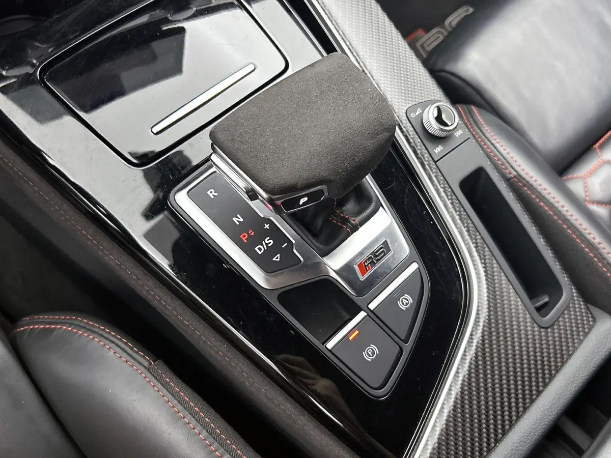 2.9 TFSI RS 5 quattro | RS DYNAMIC | CARBON | KERAMISCH | HEAD-UP | BANG & OLUFSEN | LEDER | ACHTERUITRIJCAMERA | STOELVERWARMING | MEMORY |