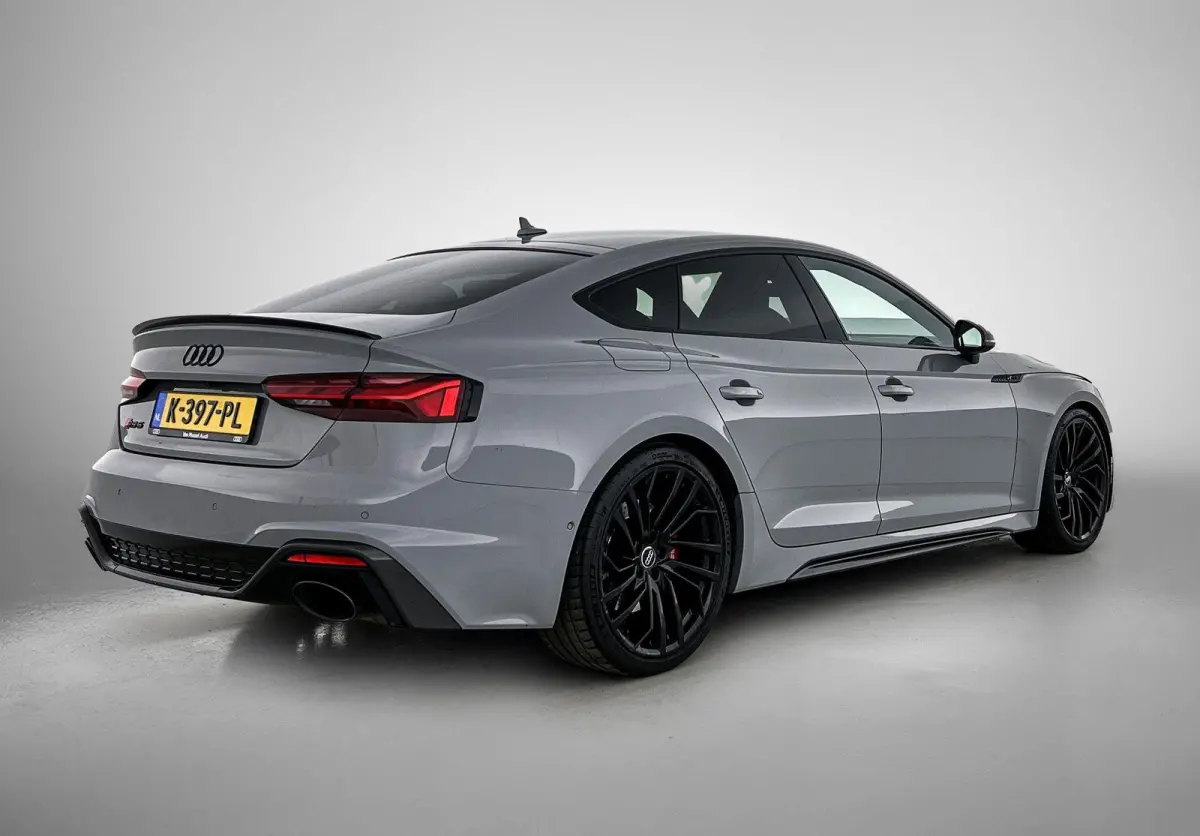 2.9 TFSI RS 5 quattro | RS DYNAMIC | CARBON | KERAMISCH | HEAD-UP | BANG & OLUFSEN | LEDER | ACHTERUITRIJCAMERA | STOELVERWARMING | MEMORY |