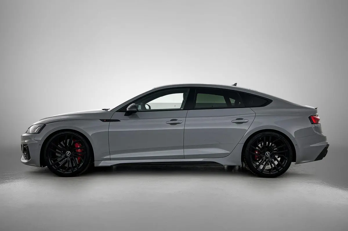 2.9 TFSI RS 5 quattro | RS DYNAMIC | CARBON | KERAMISCH | HEAD-UP | BANG & OLUFSEN | LEDER | ACHTERUITRIJCAMERA | STOELVERWARMING | MEMORY |