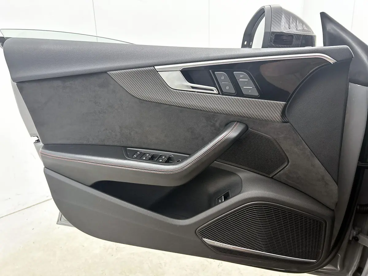 2.9 TFSI RS 5 quattro | RS DYNAMIC | CARBON | KERAMISCH | HEAD-UP | BANG & OLUFSEN | LEDER | ACHTERUITRIJCAMERA | STOELVERWARMING | MEMORY |