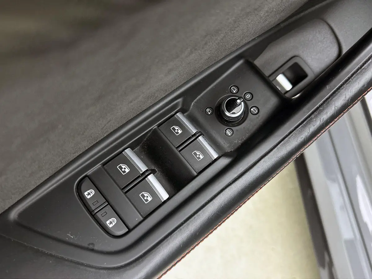 2.9 TFSI RS 5 quattro | RS DYNAMIC | CARBON | KERAMISCH | HEAD-UP | BANG & OLUFSEN | LEDER | ACHTERUITRIJCAMERA | STOELVERWARMING | MEMORY |