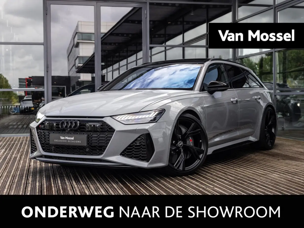 4.0 TFSI quattro | RS DYNAMIC PLUS | KERAMISCH | VIERWIEL BESTURING | B&O | STOELVENTILATIE | MATRIX | HEAD-UP DISPLAY | 22 INCH MATZWART | NARDOGRIJS | SOFTCLOSE | RS DESIGN RODE STIKSELS |