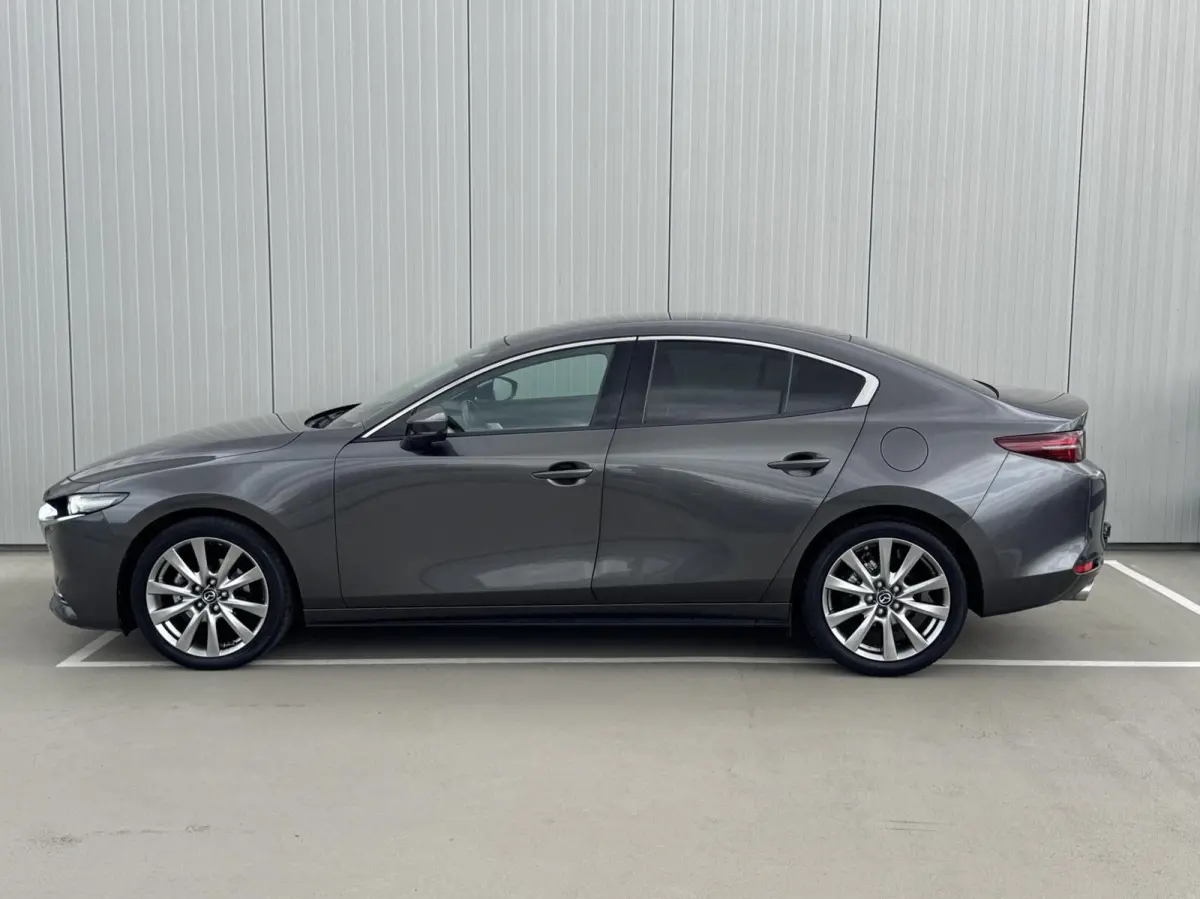 2.0 e-SkyActiv-X M Hybrid 186 Luxury|NL-Auto