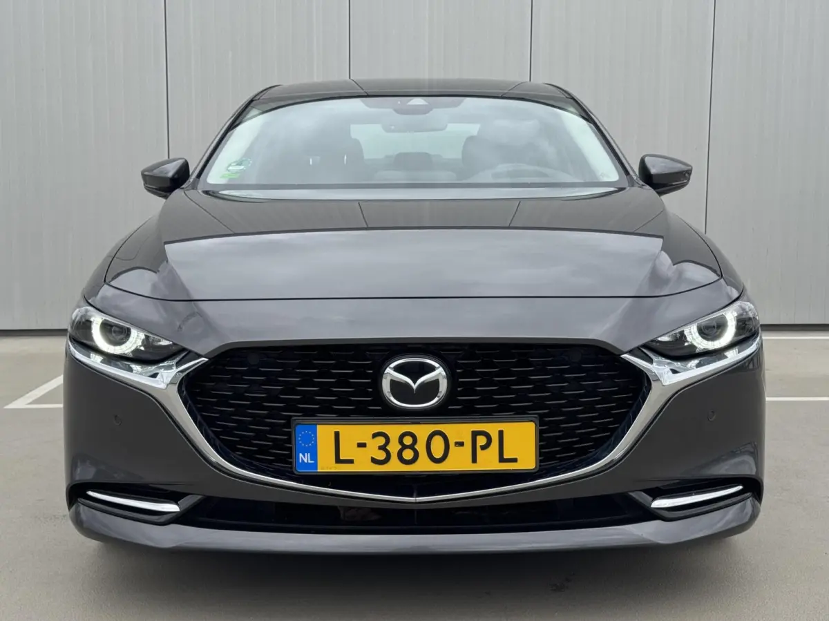 2.0 e-SkyActiv-X M Hybrid 186 Luxury|NL-Auto