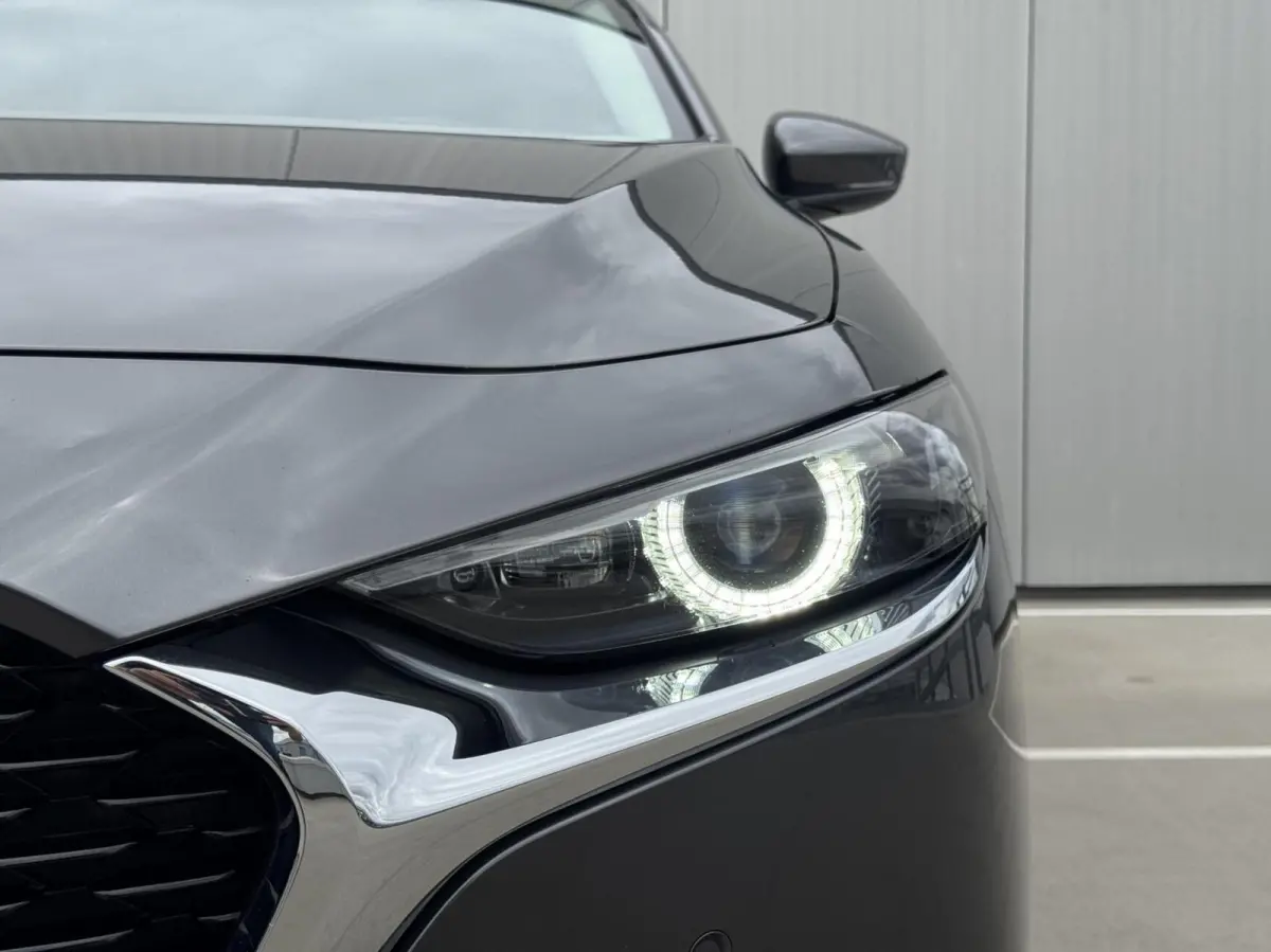 2.0 e-SkyActiv-X M Hybrid 186 Luxury|NL-Auto