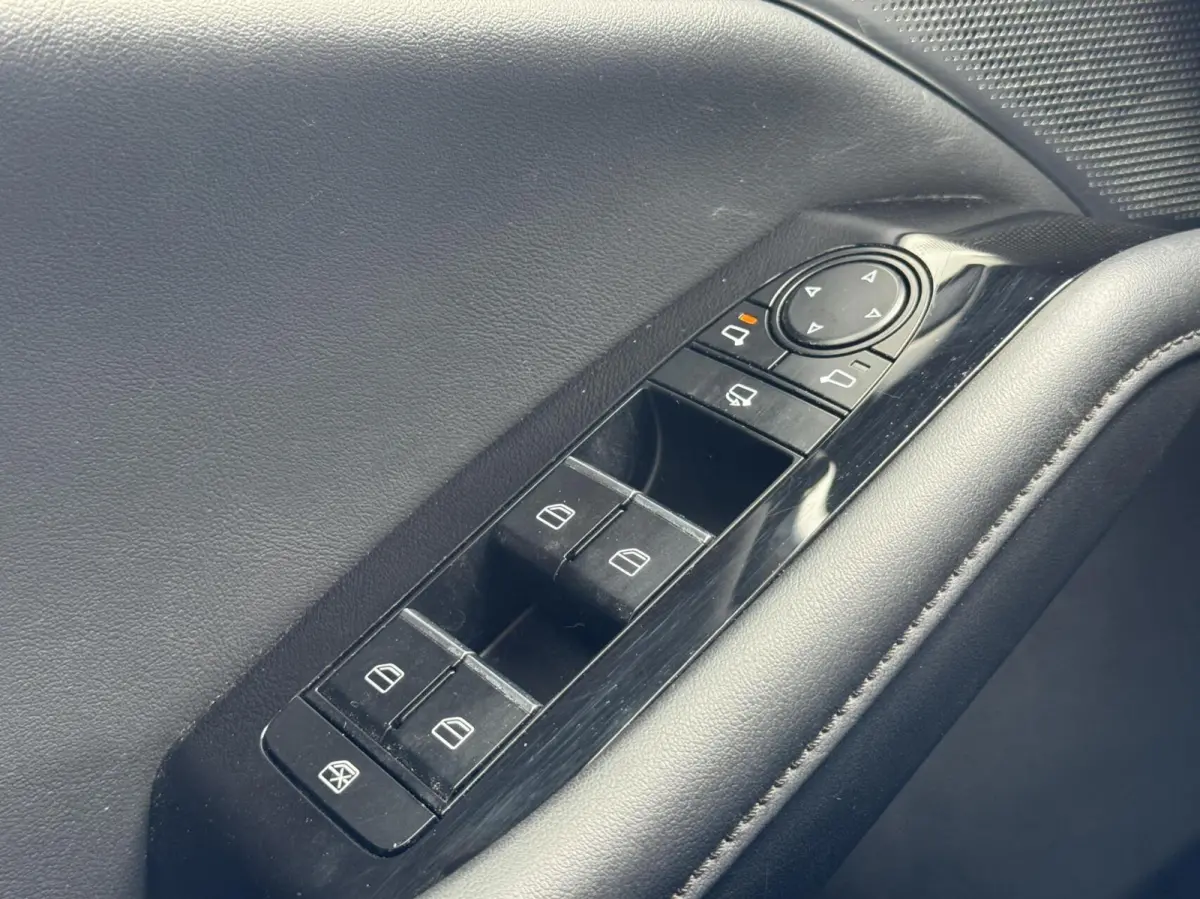 2.0 e-SkyActiv-X M Hybrid 186 Luxury|NL-Auto