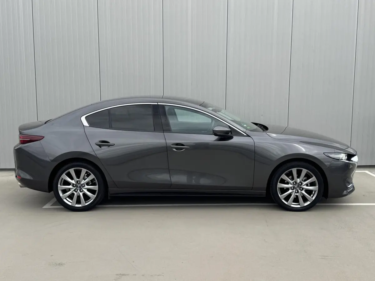 2.0 e-SkyActiv-X M Hybrid 186 Luxury|NL-Auto