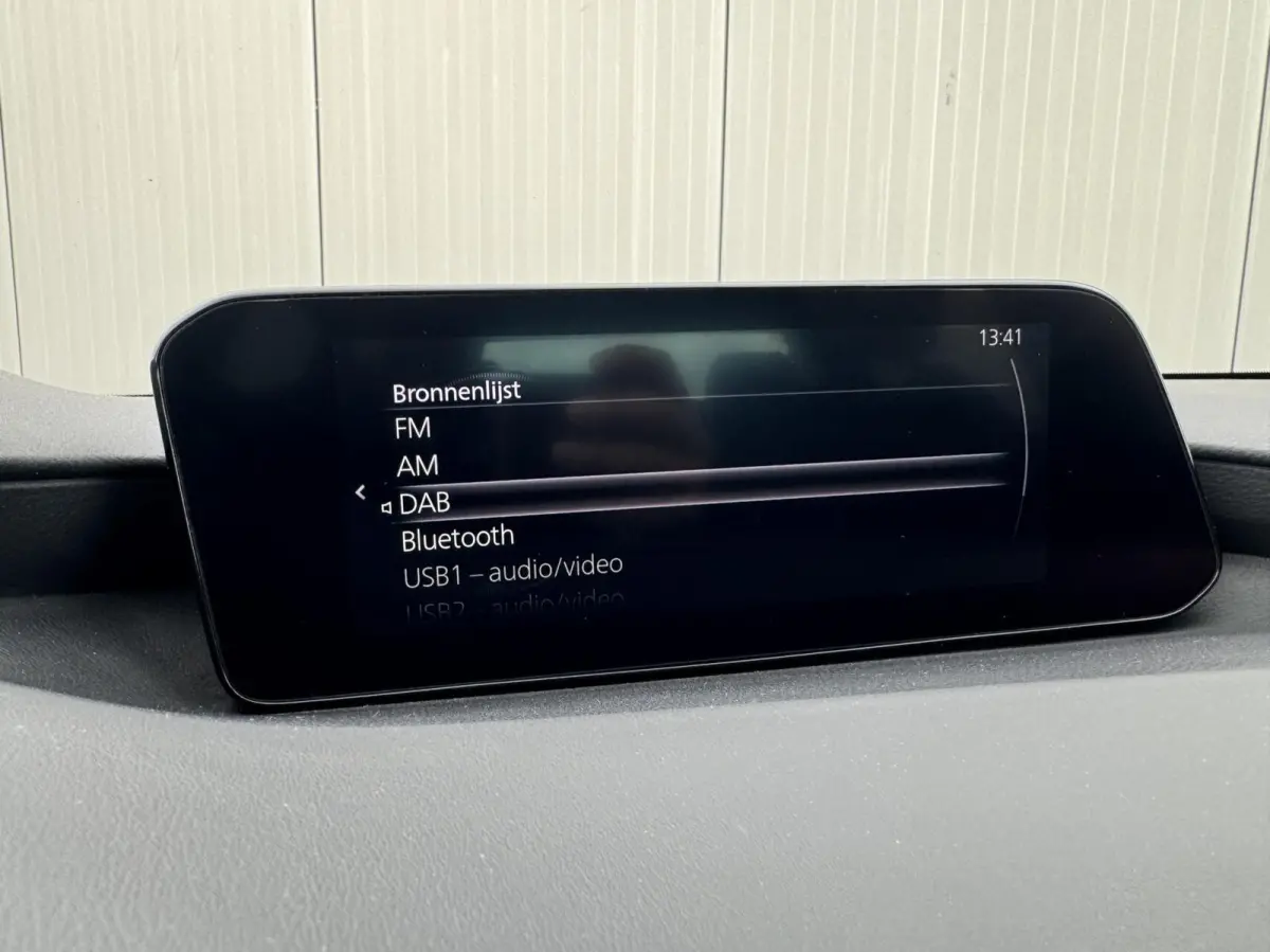 2.0 e-SkyActiv-X M Hybrid 186 Luxury|NL-Auto