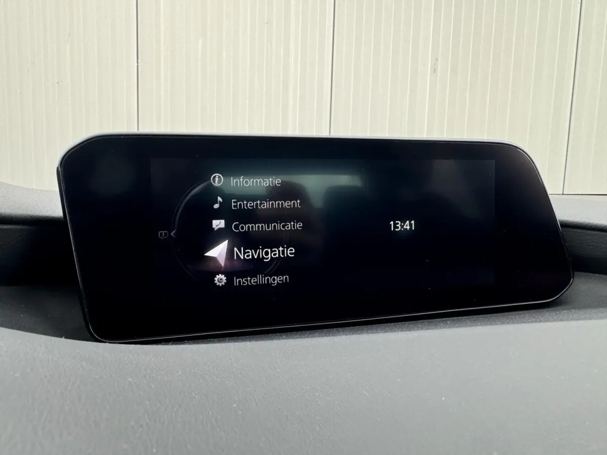 2.0 e-SkyActiv-X M Hybrid 186 Luxury|NL-Auto