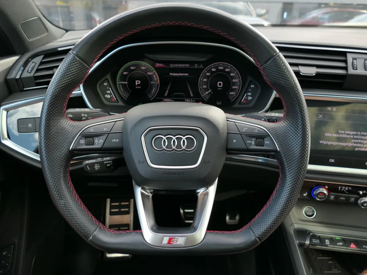 45 TFSI e S-Line | Black optic | Panoramadak | 360°-camera | SONOS | Lederen sportstoelen | Sportstuur | Matrix LED | ACC | 19-inch velgen | Sfeerverlichting | Memory | Elektrische achterkl