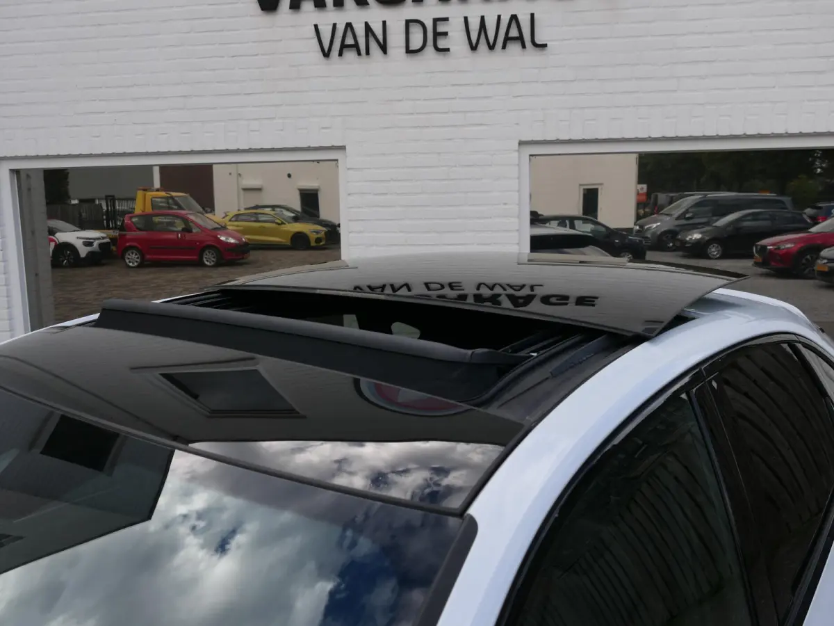 45 TFSI e S-Line | Black optic | Panoramadak | 360°-camera | SONOS | Lederen sportstoelen | Sportstuur | Matrix LED | ACC | 19-inch velgen | Sfeerverlichting | Memory | Elektrische achterkl